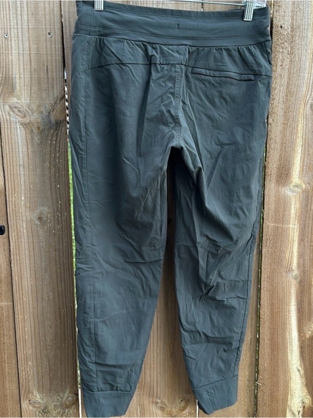 Athleta Women Jogger Size 6 Gray Nylon V 305514 Zip Pocket LOOSE STITCH